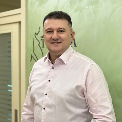 dr Aleksandar Dobrosavljević